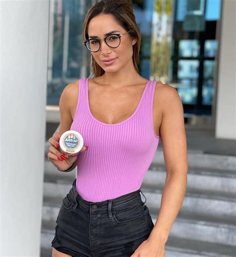 bru luccas|Bru Luccas: Brazilian Model & Instagram Influencer.